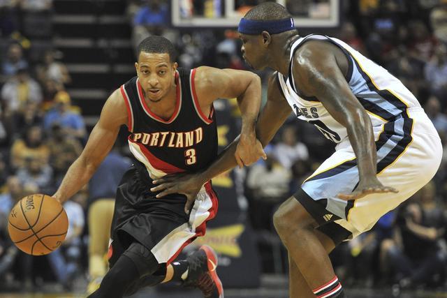 和全队上下 和全队上下