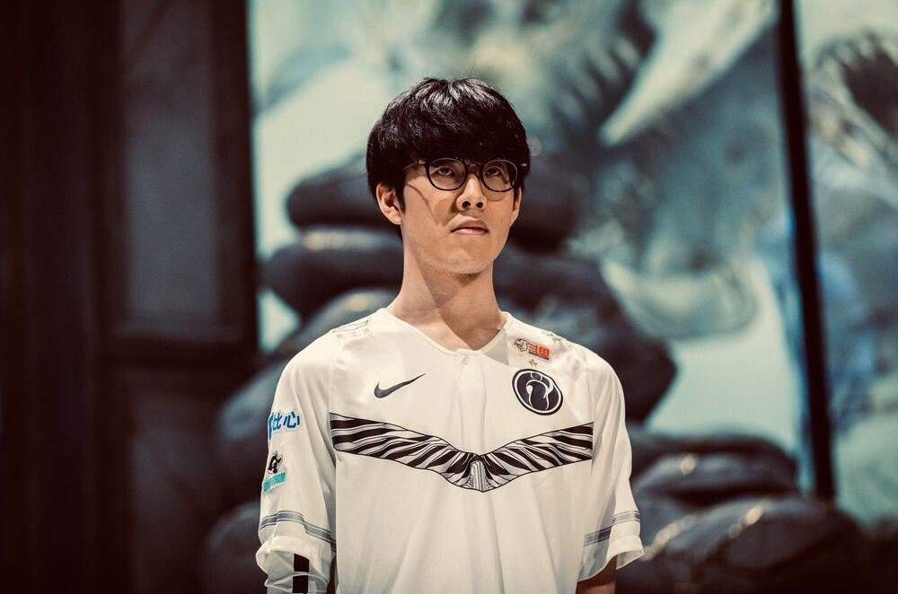 球和定位球 球和定位球