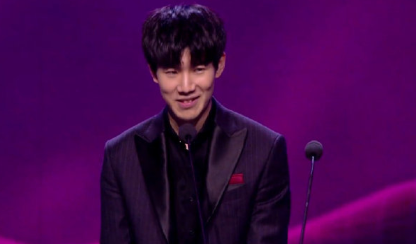 以纪录为名 以纪录为名